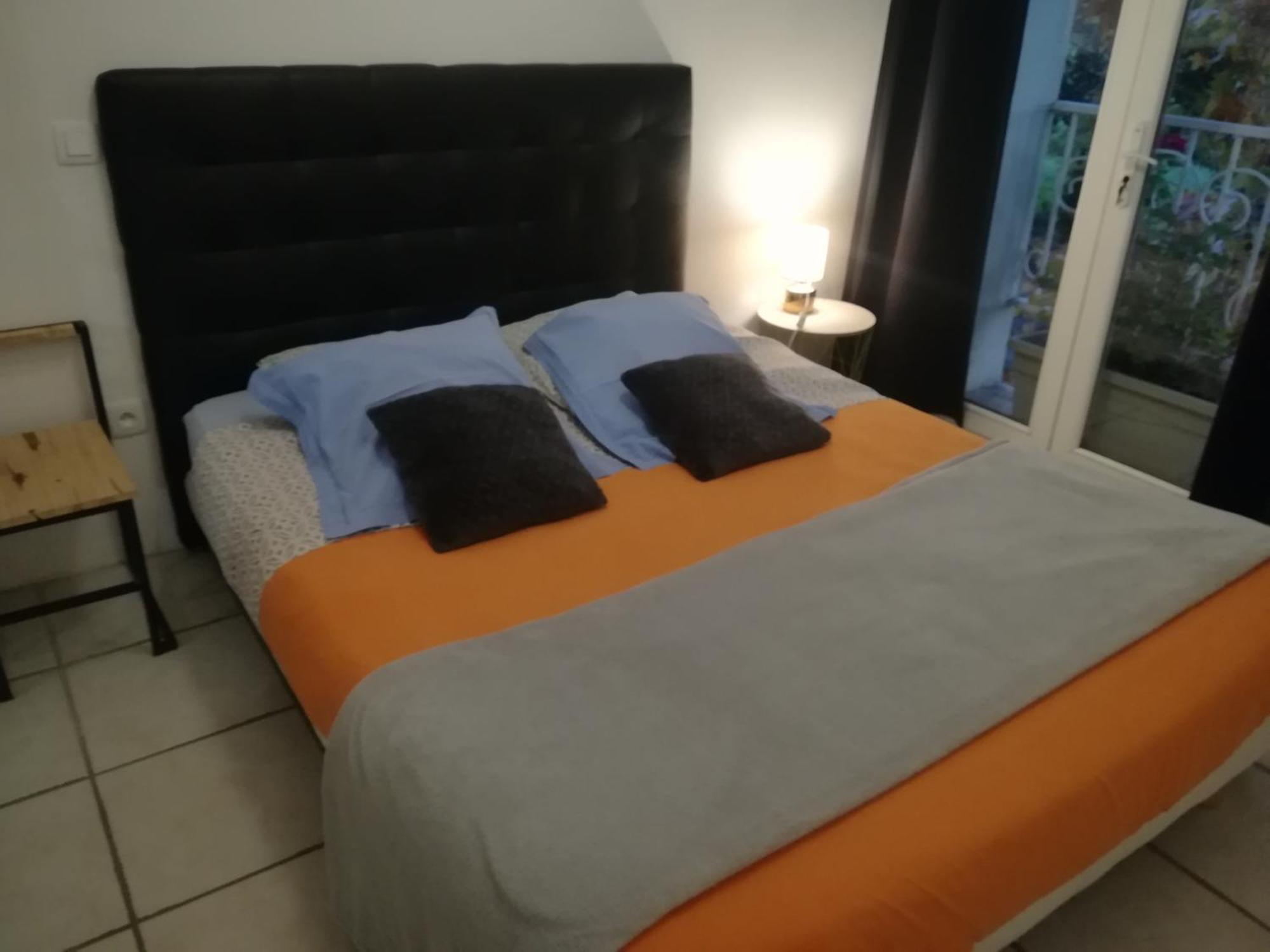 Bed and Breakfast Au Pays Du Ventoux Le Thor Camera foto